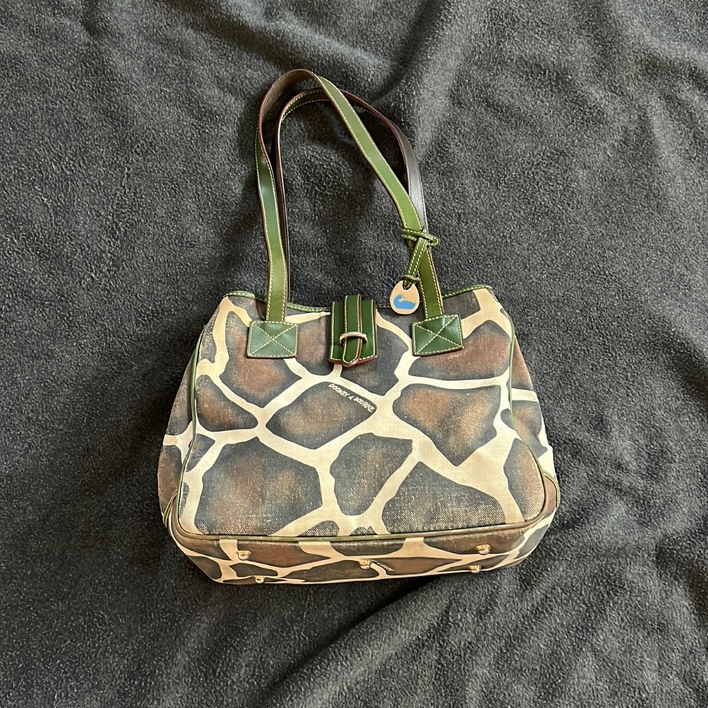 Dooney and bourke purse